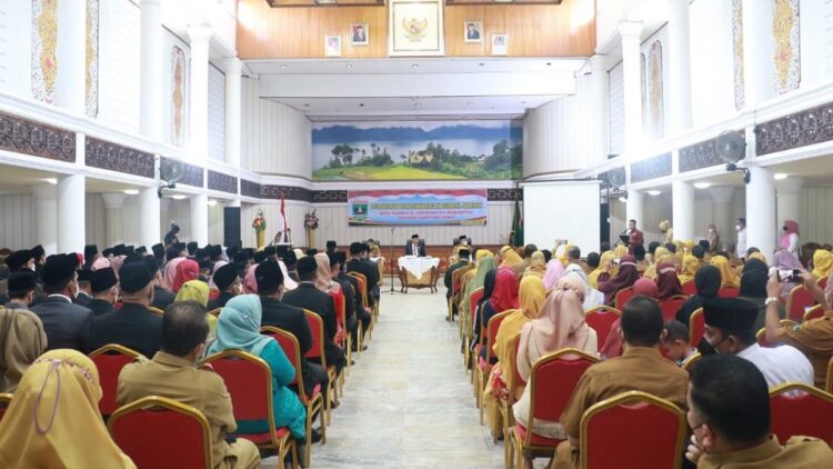 Pelantikan 78 pejabat administratif dan pengawas.