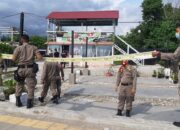 Tiga Bangli di Pinggir Pantai Padang Diberi Garis Larangan