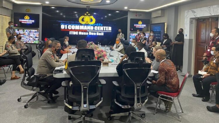 Polri Paparkan Pengamanan dan Penanganan Bencana 91 Command Center Bali ke Deputi Sekjen PBB 1 Pemaparan terkait 91 command center Polri.