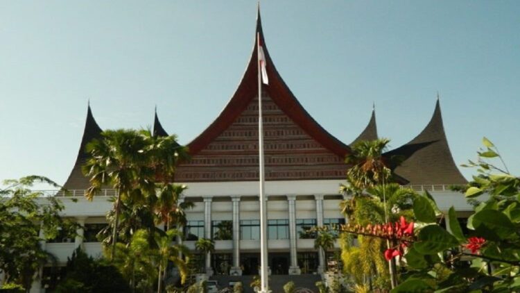 Gedung DPRD Sumbar. (Foto: Dok. Istimewa)