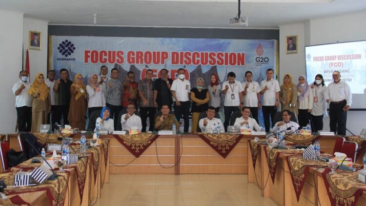 Ciptakan Tenaga Kompeten, BPVP Padang Siapkan Workshop Alat Berat di Sawahlunto 1 FGD Kemnaker dan Pemko Sawahlunto.