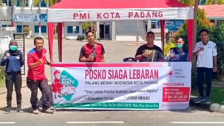 PMI membuka posko siaga Lebaran di beberapa titik di Kota Padang. (IST)