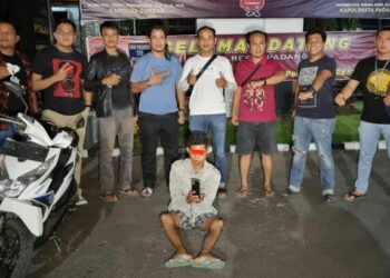 Maling HP di Parkiran Toko, Tim Klewang Ciduk Tukang Ojek di Padang
