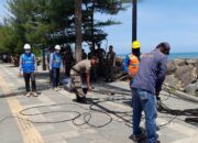 Tim Gabungan Bongkar Aliran Listrik di Kawasan Pantai Padang, Ini Alasannya