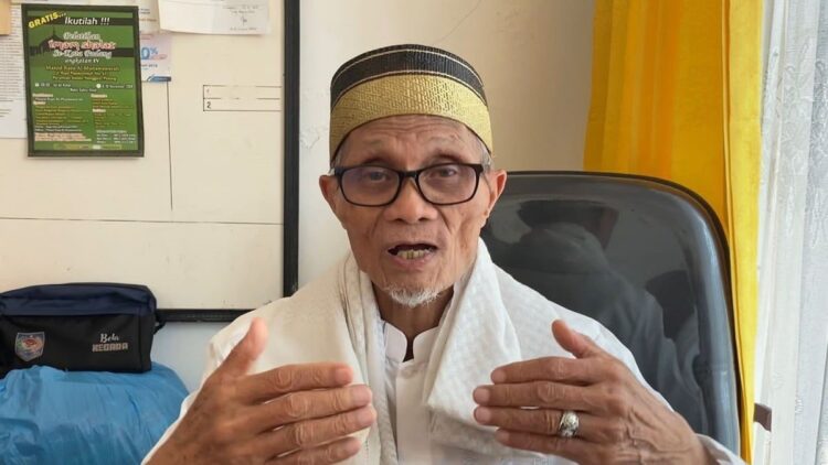 Buya Masoed Abidin mendoakan Andre Rosiade menjadi Gubernur Sumbar 2024. (IST)