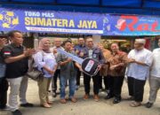 Berkat Andre Rosiade, Pedagang Pasar Raya Padang Dapat Ambulans