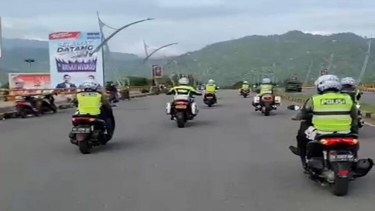 Tim pengurai kemacetan dari jajaran Satlantas Polresta Padang melakukan patroli. (IST)