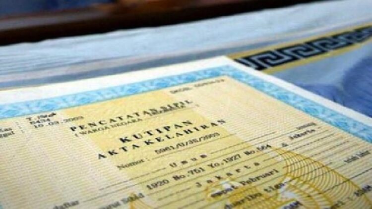 Mau bikin Akta Kelahiran secara Online, Begini Cara dan Syaratnya! 1 Ilustrasi akta kelahiran. (net)