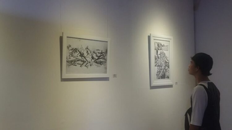 RAS Padang gelar pameran seni rupa.