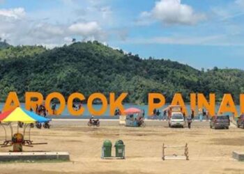 Pantai Carocok Painan yang dikelola Pemkab Pessel. (ist)