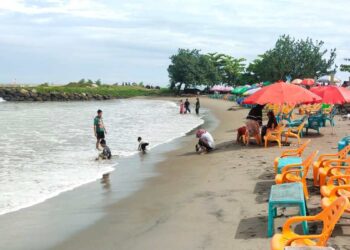 BPBD Padang Imbau Orangtua Pantau Anak yang Main di Pinggir Pantai 3 BPBD Padang Imbau Orangtua Pantau Anak yang Main di Pinggir Pantai