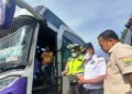 Harga Tiket Pesawat Mahal, Pemudik di Pariaman Pilih Pulang dengan Bus
