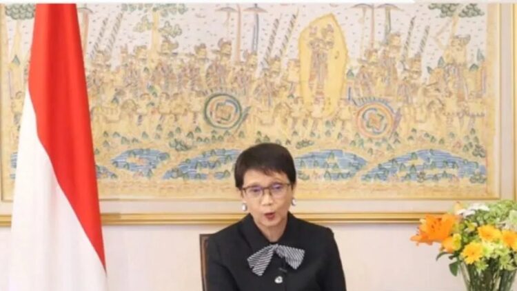 Tiga Formula dari Menlu RI untuk Wujudkan Keamanan dan Stabilitas Indo-Pasifik 1 Tangkapan layar: Menteri Luar Negeri RI Retno Marsudi dalam video pengarahan pers usai menghadiri petermuan dialog tingkat tinggi tentang Indo-Pasifik di Praha, Republik Ceko pada Senin (13/6/2022). (ANTARA/Yuni Arisandy)