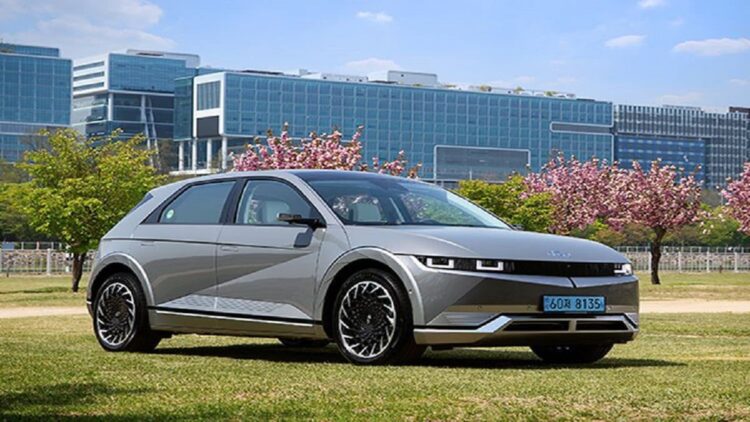 Ilustrasi mobil listrik IONIQ 5. (hyundaimotorgroup.com)