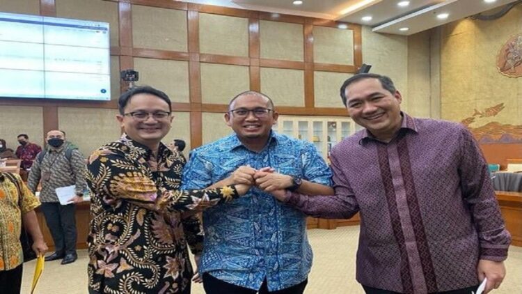 Anggota DPR RI Andre Rosiade bersama Menteri Perdagangan Muhammad Luthfi pada suatu kesempatan. (IST)