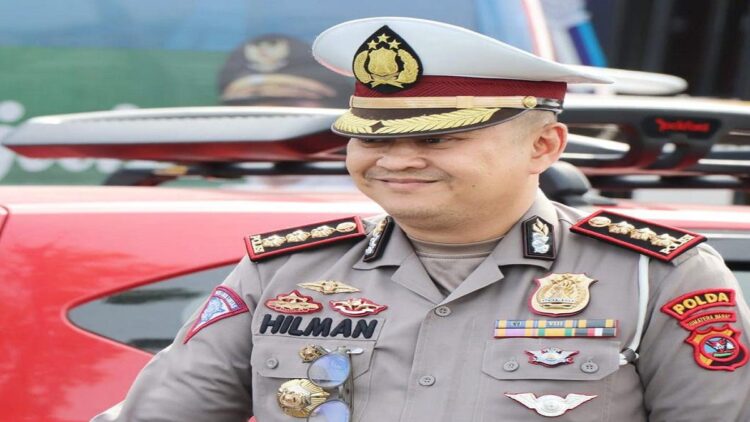 Operasi Patuh Singgalang 2022 selama 2 Pekan, Dirlantas Polda Sumbar: Silakan Lapor jika Ada Anggota yang Arogan 1 Direktur Lalulintas (Dirlantas) Polda Sumbar, Kombes Pol Hilman Wijaya. (IST)