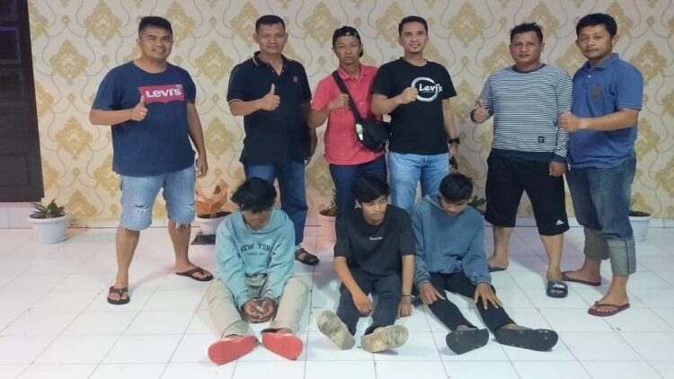 Tiga remaja pelaku begal diamankan Polsek Koto Tangah.
