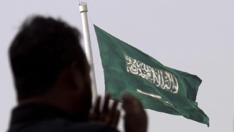 Ilustrasi bendera Arab Saudi. (Foto: AP/Amr Nabil)