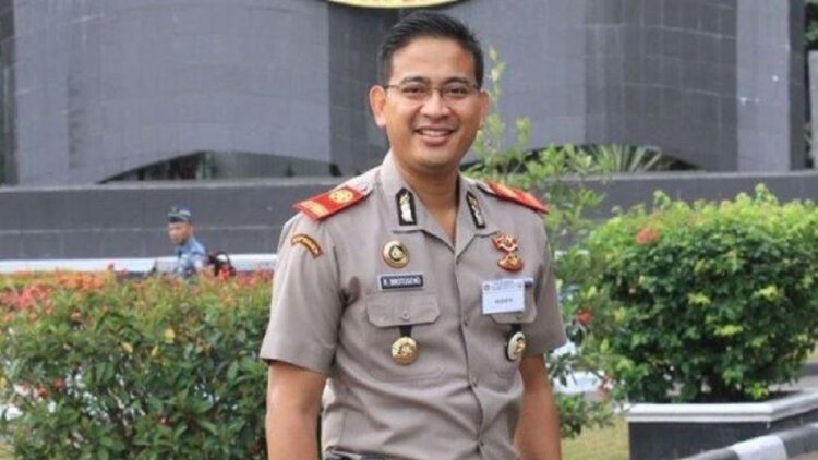AKBP Brotoseno tak Dipecat meski Sudah Mantan Napi, Bisa Turunkan Citra Polri di Tengah Masyarakat 1 AKBP Raden Brotoseno. (net)