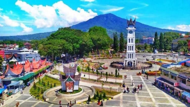 Operasi Zebra Singgalang 2023 di Bukittinggi Berakhir, Ini Hasilnya 1 Jam Gadang Kota Bukittinggi. (Foto: Dok. Istimewa)