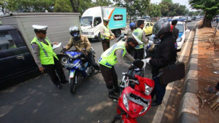 ilustrasi operasi patuh