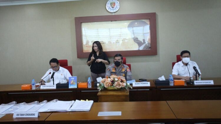 Kasus Korupsi Lahan Rusun di Cengkareng, Bareskrim Amankan Aset Senilai Rp700 Miliar 1 Jumpa pers kasus korupsi Cengkareng di Bareskrim Polri.