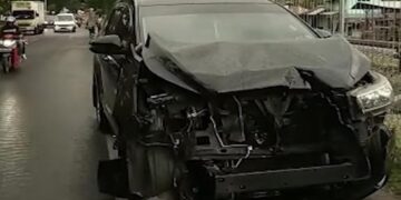 Kecelakaan Beruntun di Depan Stasiun Tabing, Tiga Mobil dan Satu Motor Rusak