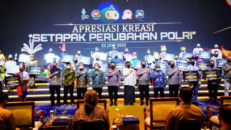 Pemenang lomba Setapak Perubahan Polri.