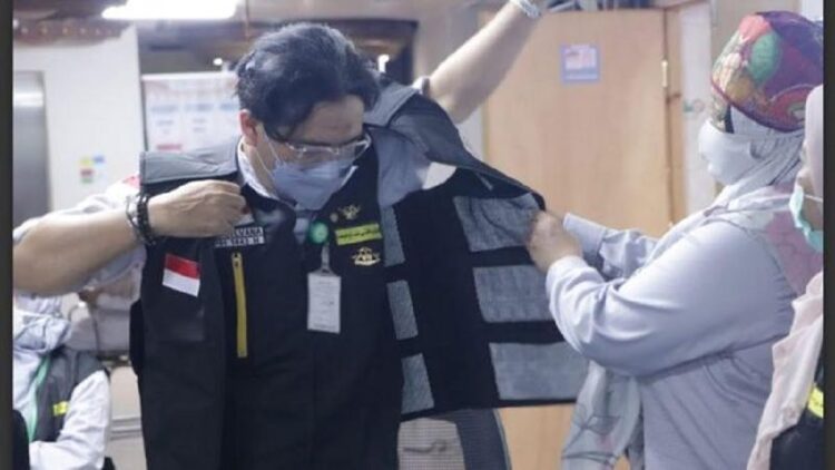 Rompi penurun suhu untuk penanganan kasus heat stroke pada haji di Arafah, Muzdhallifah, dan Mina (Armuzna) pada musim haji 2022. (ANTARA/HO-KKHI Mekkah)