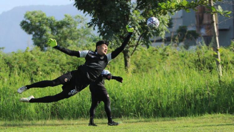 Semen Padang FC Resmikan Empat Pemain Muda Potensial dari Ranah Minang 1 Zacky, satu dari empat pemain muda yang resmi dikontrak Semen Padang FC.