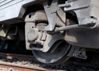 Odong-odong Diseruduk Kereta Api di Banten, 9 Penumpang Tewas