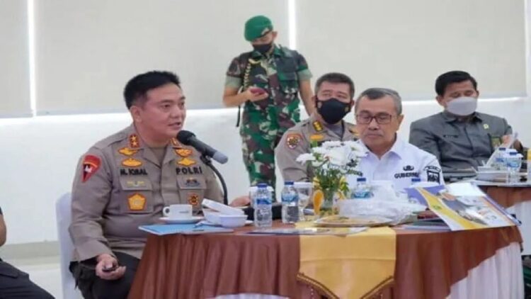 Gagalkan Peredaran Sabu dari Malaysia Seberat 19 Kg, Pemprov Apresiasi Polda Riau 1 Gubernur Riau Syamsuar dan Kapolda Riau , Irjen Pol Muhammad Iqbal dalam suatu kesempatan dalam pertemuan resmi di Pekanbaru. Foto:Antara/HO-Diskomifotik Riau.