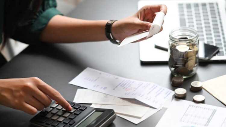 Begini Tips Mengatur Keuangan, Bagaimana pun Sisihkan Dana untuk Ditabung 1 Ilustrasi mengatur keuangan. (net)
