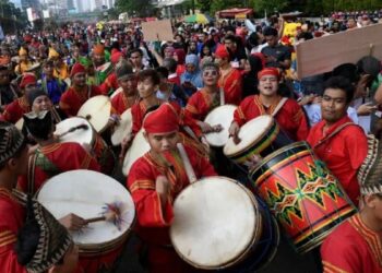Tampilkan Tradisi dan Kesenian Tradisional, Pemkab Agam Gelar Festival Pesona Danau Maninjau