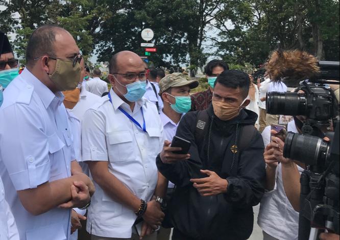 Supardi Dukung Penuh Andre Rosiade sebagai Ketua DPD Gerindra Sumbar 1 Ketua DPD Gerindra Sumbar Andre Rosiade bersama Supardi saat diwawancarai sejumlah awak media beberapa waktu lalu.