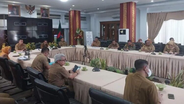 93 Wali Kota se Indonesia bakal Hadir di Padang Agustus Mendatang, Ini Agendanya 1 Rapat Prarakernas Apeksi secara virtual di Gedung Putih Rumah Dinas Wali Kota Padang, Senin (25/7/2022). (IST)