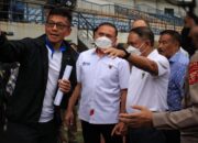 Cek Kelayakan Stadion GBLA, Menpora Ajak Ketua Umum PSSI