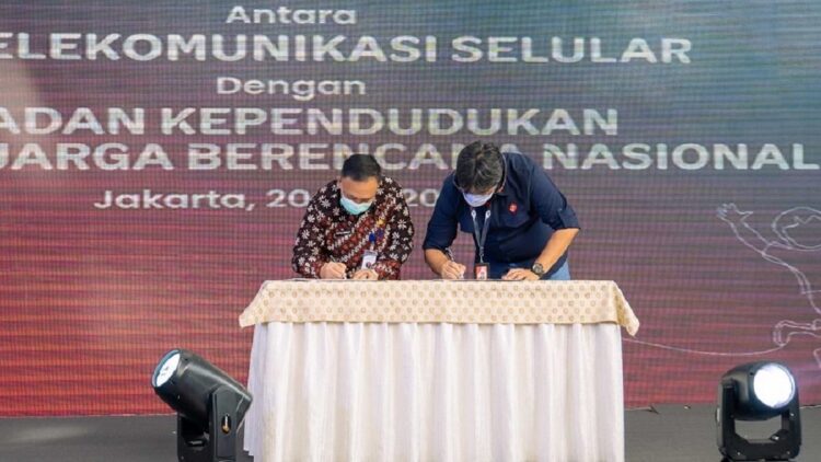 Kolaborasi Telkomsel dan BKKBN.