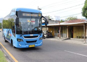 Bus Trans Padang. (Foto: Dok. Radarsumbar.com)