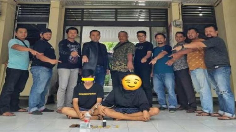 Dua pelaku penyalagunaan narkoba diringkus polisi. (IST)