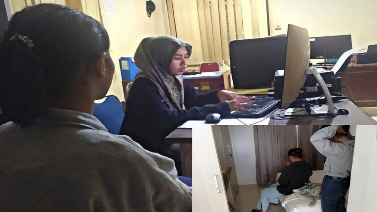 Bawa Balita, Dua Perempuan Diamankan Satpol PP Padang saat Bersama Lelaki Hidung Belang 1 Salah seorang perempuan yang diamankan di salah satu hotel diinterogasi petugas satpol PP Padang. (IST)