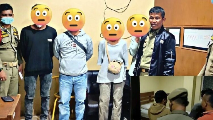 Dua Pasangan Ilegal Ditangkap Satpol PP dalam Kamar Hotel di Padang 1 Dua pasangan ilegal ditangkap Satpol PP di Padang.