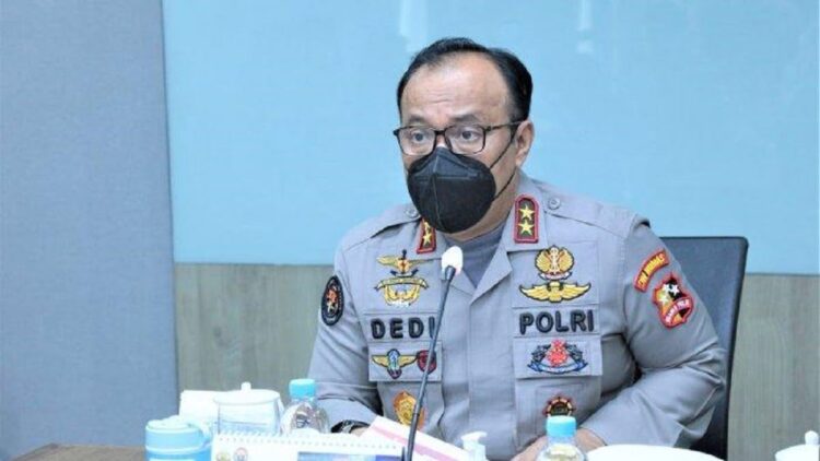 Hindari Spekulasi, Polri Terus Perkuat Pembuktian Ilmiah pada Kasus Polisi Tembak Polisi 1 Kepala Divisi Humas Polri Inspektur Jenderal Dedi Prasetyo saat memberi keterangan terkait penangkapan BBM bersubsidi