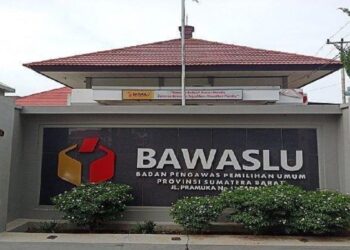 Kantor Bawaslu Sumbar.