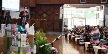 Seminar 'Langkah Bijak Pilah Sampah', Semen Padang Kenalkan Aplikasi Nabuang Sarok 8 Seminar ‘Langkah Bijak Pilah Sampah’, Semen Padang Kenalkan Aplikasi Nabuang Sarok