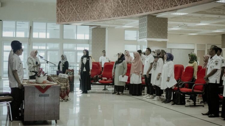 Perkuat Identitas, Dinas Kebudayaan Sosialisasikan Mars Sumatera Barat 1 Sosialisasi mars Sumatera Barat di Aula Kantor Dinas Kebudayaan Sumbar.