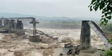 India Dilanda Banjir dan Tanah Longsor, Sedikitnya 50 Orang Tewas