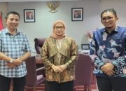 Pemko Padang Perjuangkan Nasib 1.228 Honorer Guru ke Kemenpan-RB