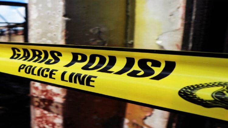 Diduga Terlibat Pembunuhan Sadis Dua Warga, 6 Oknum TNI Diamankan Denpom Mimika Papua 1 Enam oknum TNI ditangkap karena diduga terlibat pembunuhan di Papua. (net)