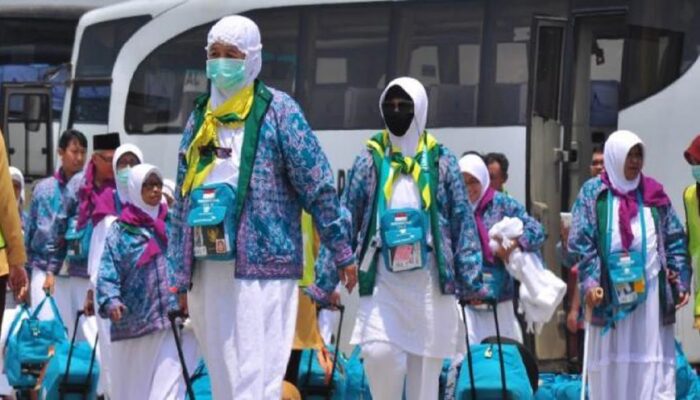 Usai Tiba di Tanah Air, Jamaah Haji Debarkasi Padang Dipantau Kesehatannya Selama 21 Hari
